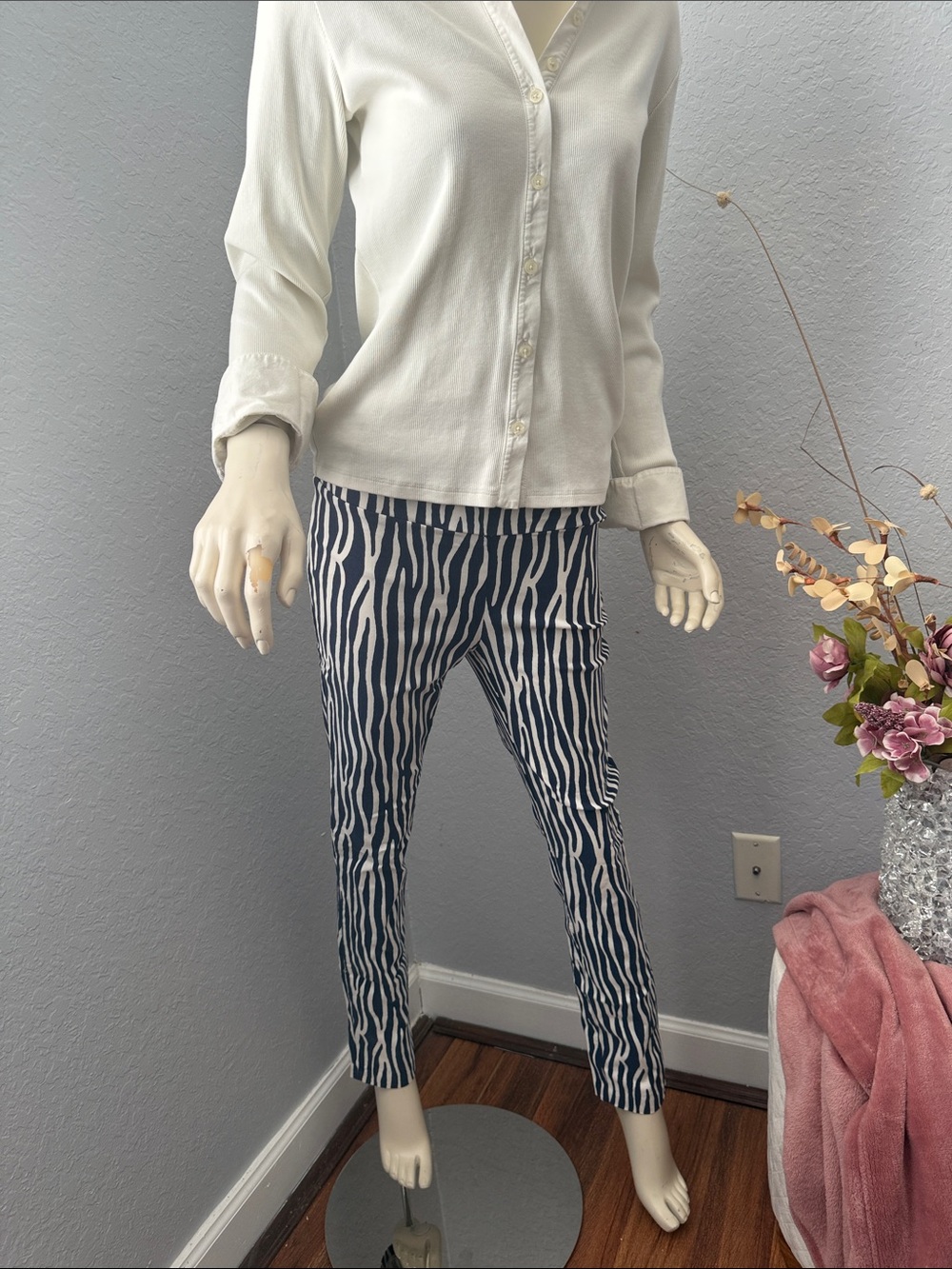 J. McLaughlin Masie Navy and White Zebra-Printe Slim Pants